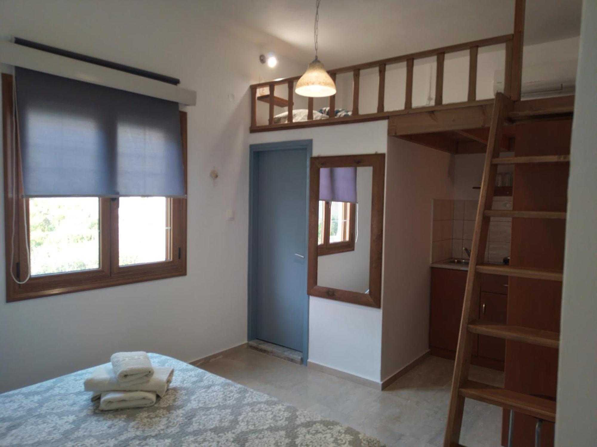 Manolakis Pizanias Apartment Emborios Exterior photo